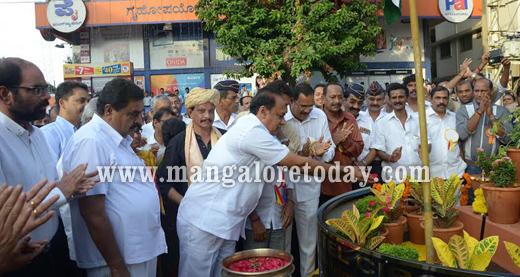 Bunts Inaugura... 10